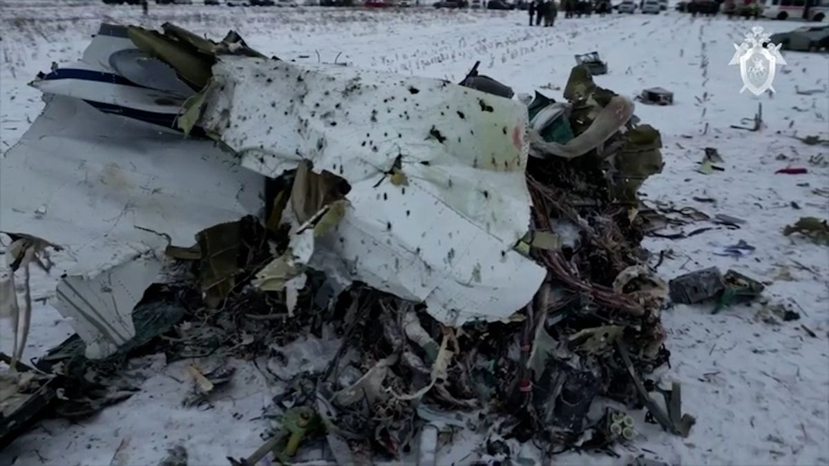 Rusko tvrdí, že identifikovalo 65 těl ukrajinských vojáků z iljušinu